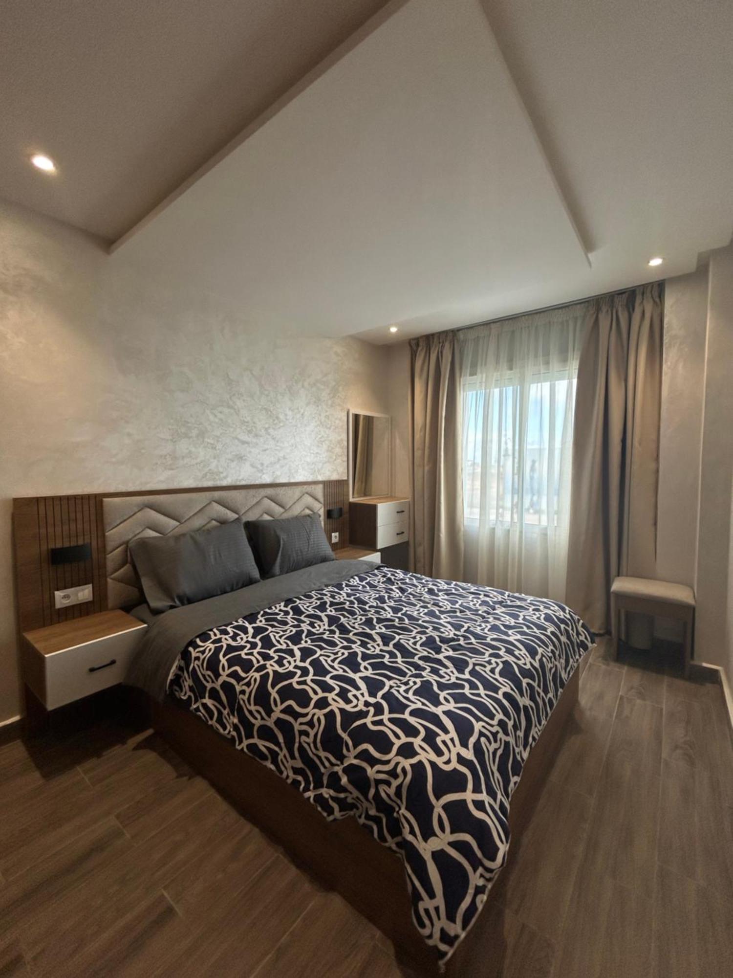 Splendide Studio Haut Standing En Face De La Marina Et A 200 M Du Port De Tanger - 1 Chambre Double Luaran gambar