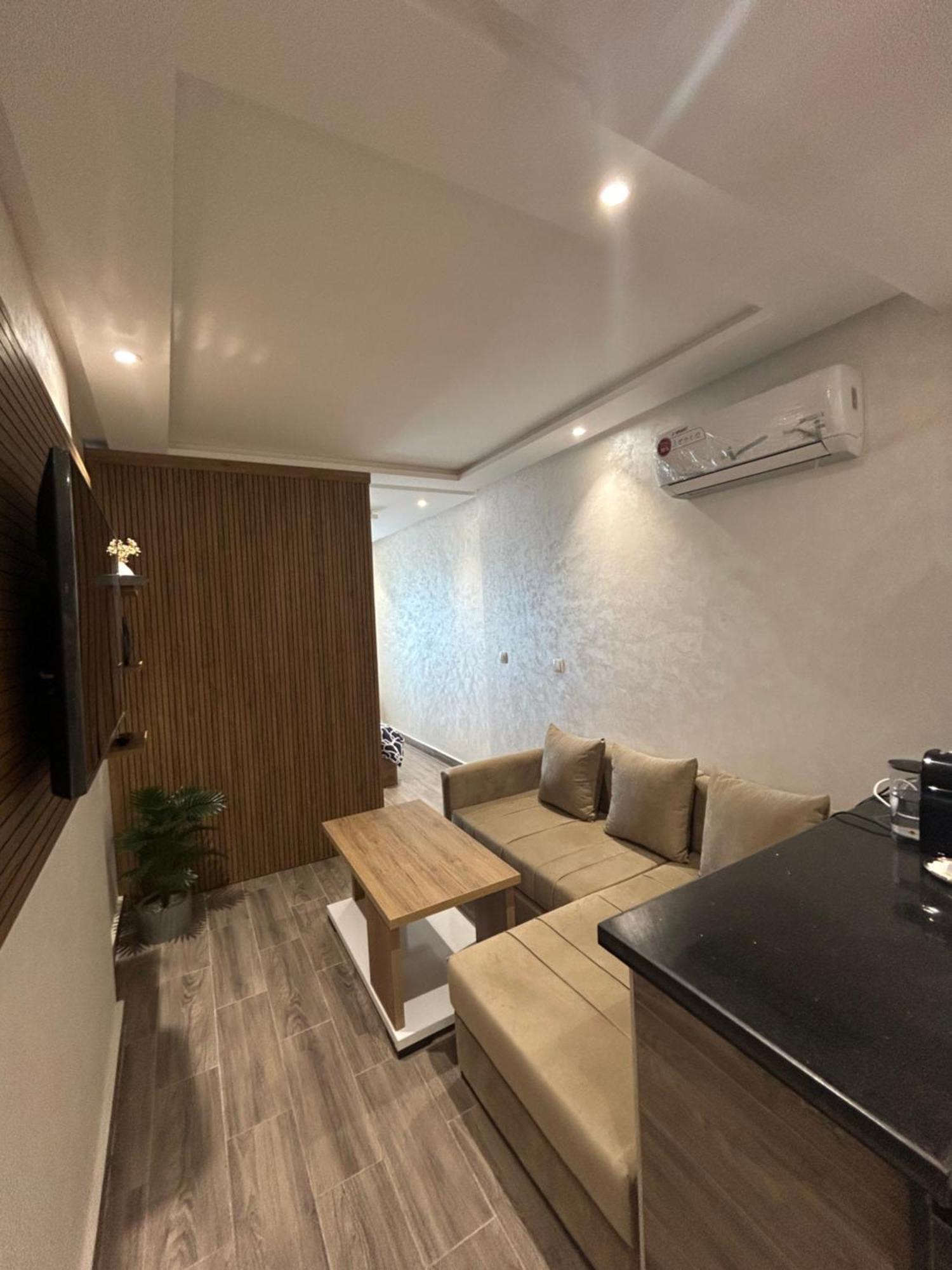 Splendide Studio Haut Standing En Face De La Marina Et A 200 M Du Port De Tanger - 1 Chambre Double Luaran gambar