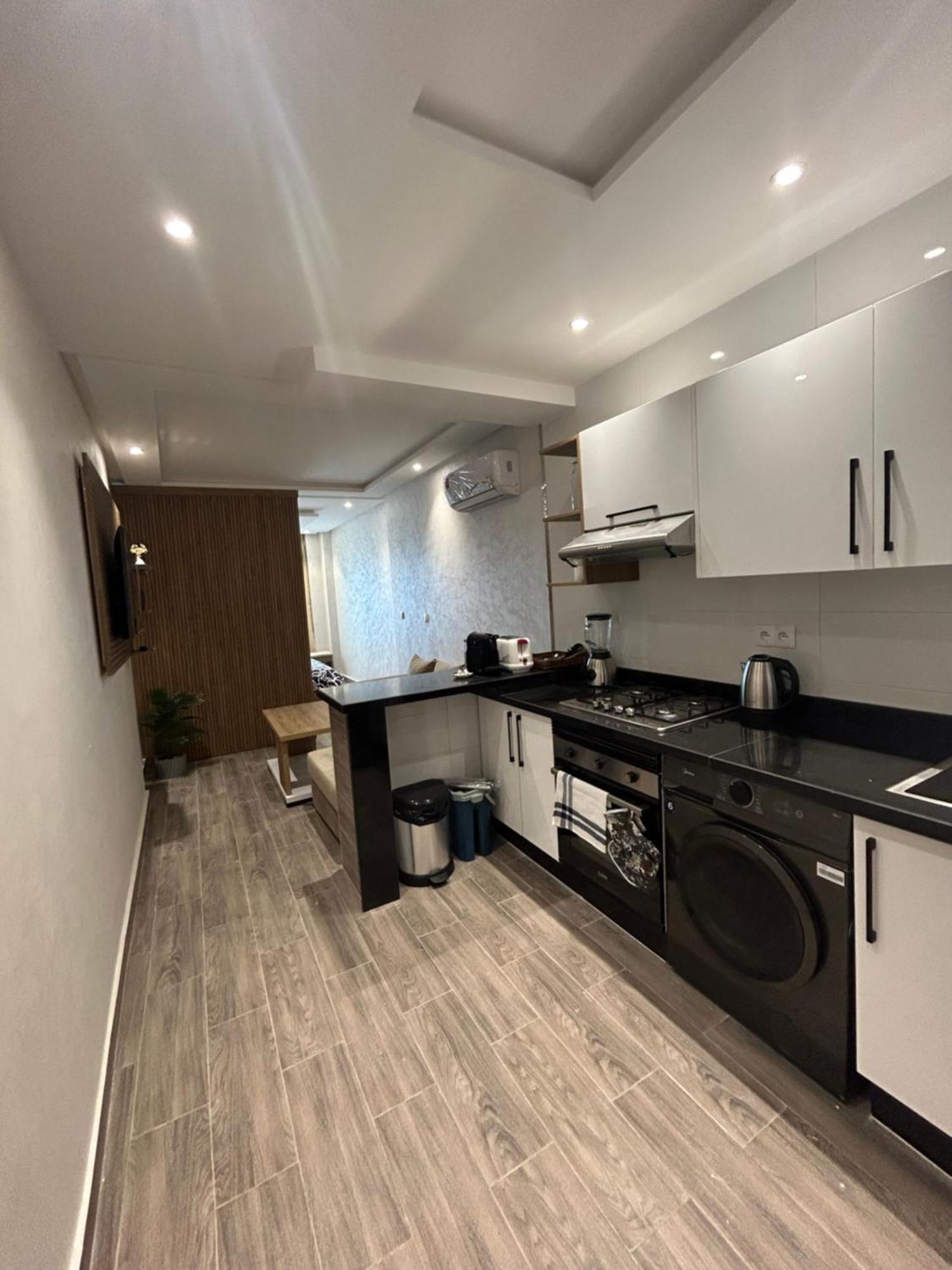 Splendide Studio Haut Standing En Face De La Marina Et A 200 M Du Port De Tanger - 1 Chambre Double Luaran gambar